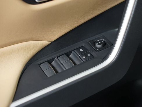 New 2025 Toyota RAV4 XLE image 30