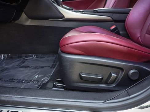 Used 2019 Lexus IS 300 F Sport w/ F Sport Package RWD image 11