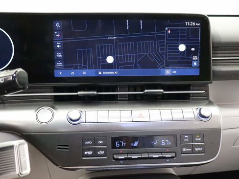 Used 2025 Hyundai Kona SEL image 10