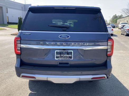 Used 2022 Ford Expedition Platinum RWD image 6