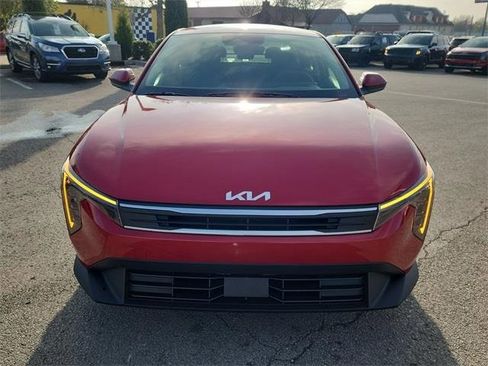New 2025 Kia K4 LXS image 8