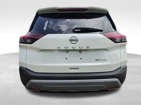 Used 2023 Nissan Rogue SV AWD/4WD image 14