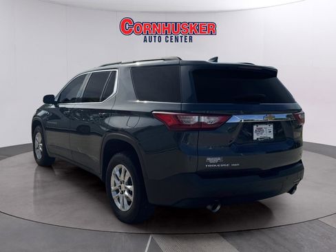 Used 2020 Chevrolet Traverse LT image 5