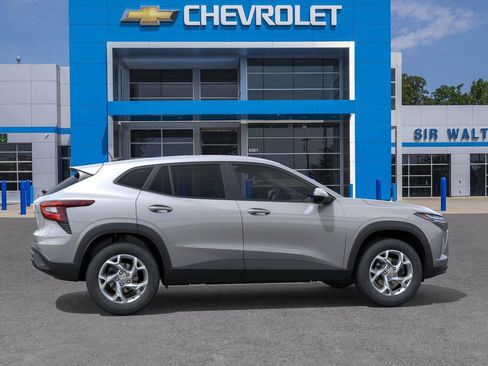 New 2026 Chevrolet Trax LS w/ LS Convenience Package image 5