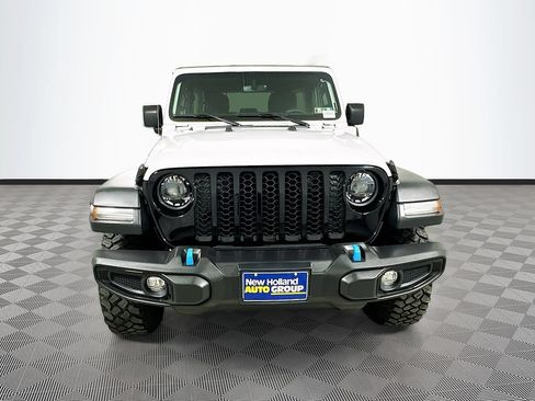 Used 2023 Jeep Wrangler Unlimited w/ 8.4" Radio Group AWD/4WD image 2