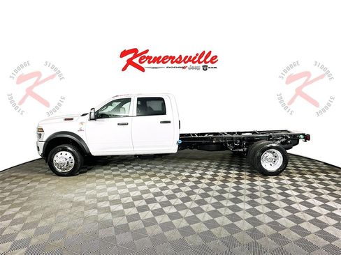 New 2026 RAM 5500 Tradesman w/ Chrome Appearance Group image 4