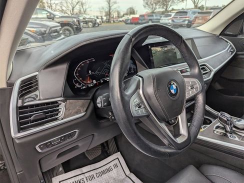 Used 2021 BMW X7 xDrive40i w/ Executive Package image 12
