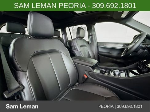 New 2025 Jeep Grand Cherokee Limited image 29