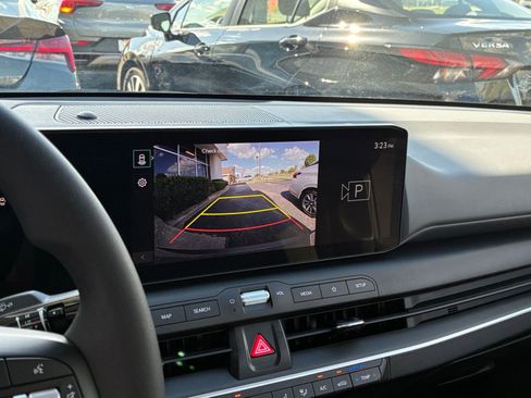 Used 2025 Kia K4 FWD image 22