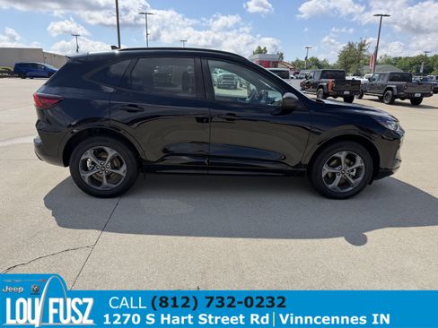 Used 2024 Ford Escape ST-Line AWD/4WD image 8