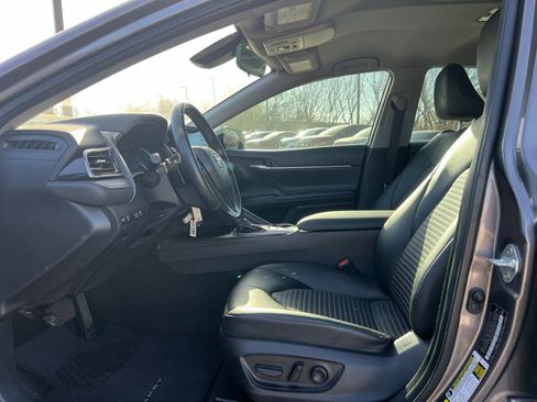 Used 2023 Toyota Camry SE image 22