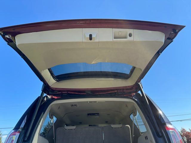 Used 2019 GMC Yukon XL Denali w/ Denali Ultimate Package AWD/4WD image 31