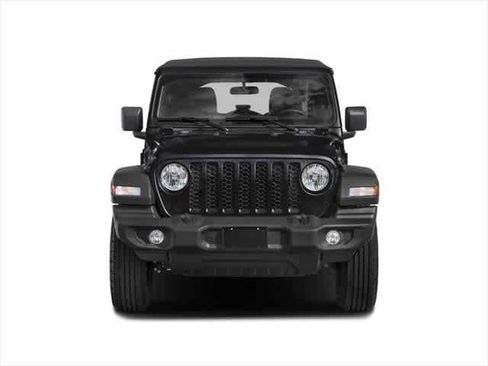 Used 2024 Jeep Wrangler Unlimited Sahara w/ Technology Group AWD/4WD image 4