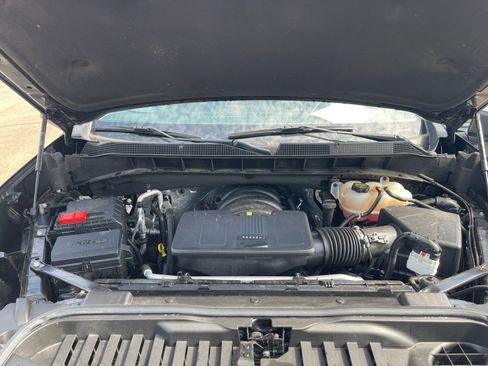 Used 2025 Chevrolet Silverado 1500 LT AWD/4WD image 22