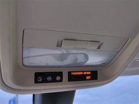 Used 2017 Chevrolet Cruze LS image 23