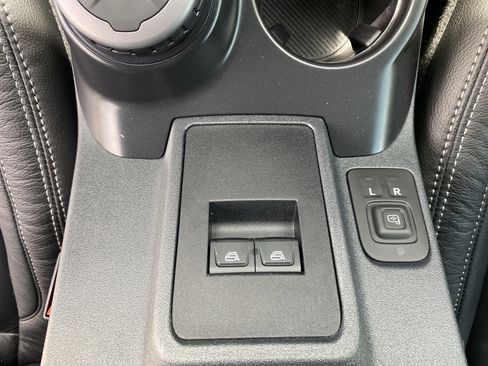 Used 2025 Ford Bronco 2-Door image 37