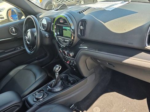 Used 2017 MINI Cooper Countryman FWD image 16
