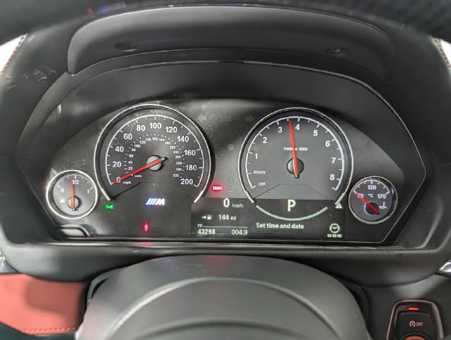 Used 2020 BMW M4 Coupe RWD image 13