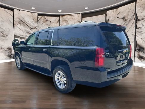 Used 2018 Chevrolet Suburban LT AWD/4WD image 7