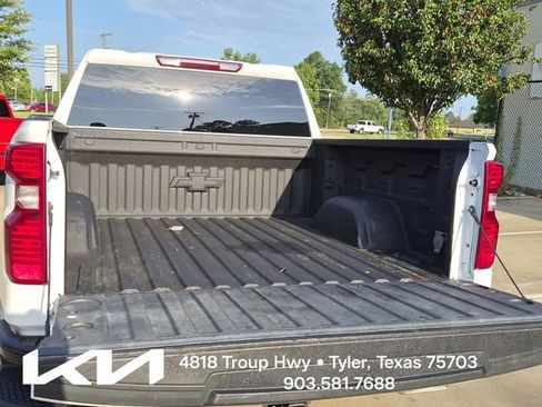 Used 2023 Chevrolet Silverado 1500 Custom Trail Boss AWD/4WD image 11