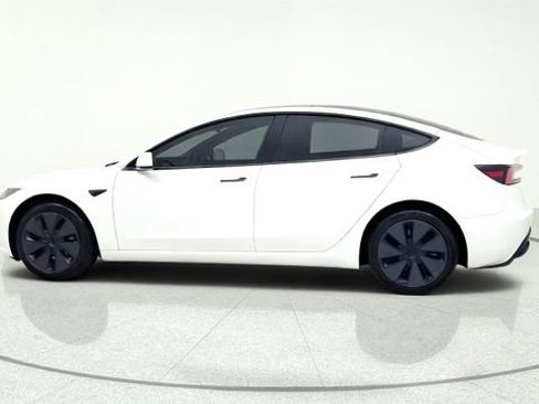 Used 2025 Tesla Model 3 RWD image 5