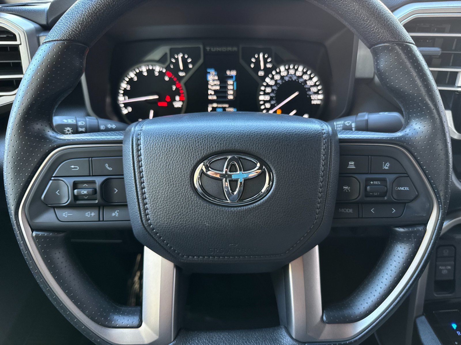 Used 2026 Toyota Tundra SR5 w/ SR5 Convenience Package AWD/4WD image 20