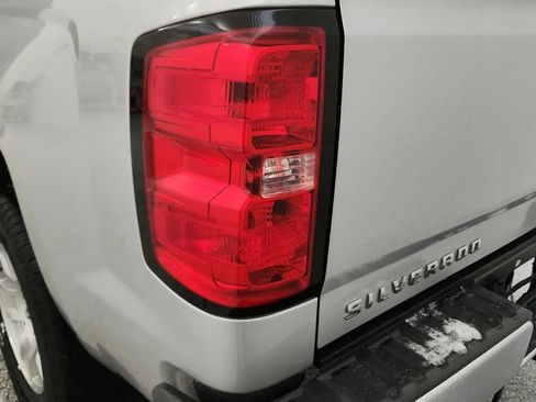 Used 2019 Chevrolet Silverado 1500 LT image 15