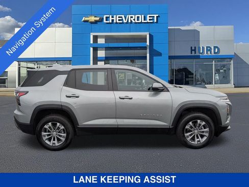 Used 2025 Chevrolet Equinox LT image 3