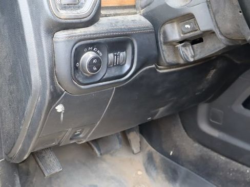 Used 2022 RAM 3500 Limited AWD/4WD image 22