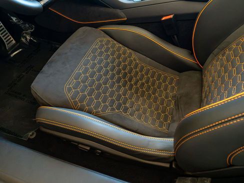 Used 2023 Lamborghini Huracan EVO RWD image 57