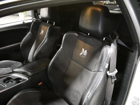 Used 2018 Dodge Challenger R/T Scat Pack image 24