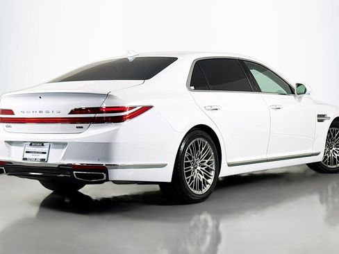 Used 2022 Genesis G90 5.0 Ultimate image 13