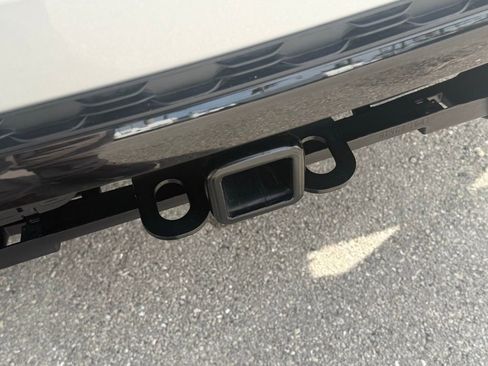 Certified 2025 Jeep Grand Cherokee Limited w/ Black Appearance Package image 37