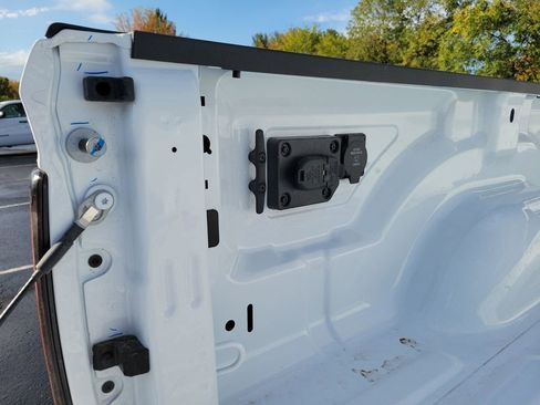 New 2026 RAM 3500 Tradesman AWD/4WD image 9