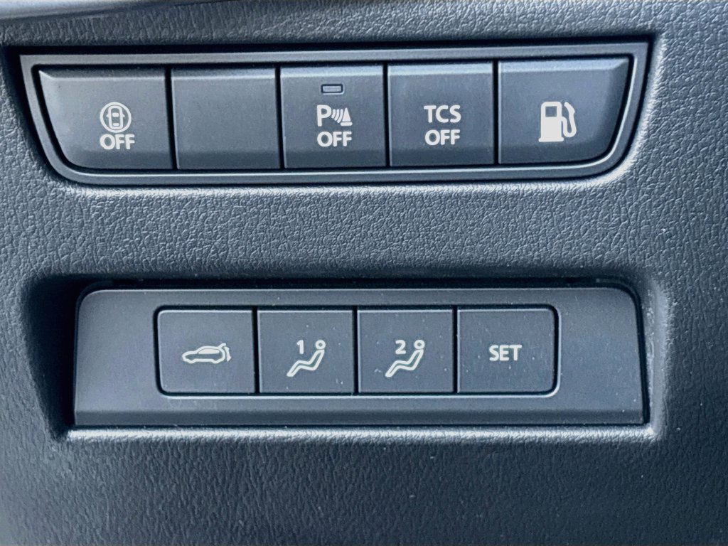 Certified 2024 MAZDA CX-90 Plug-In Hybrid w/ Premium Pkg AWD/4WD image 10