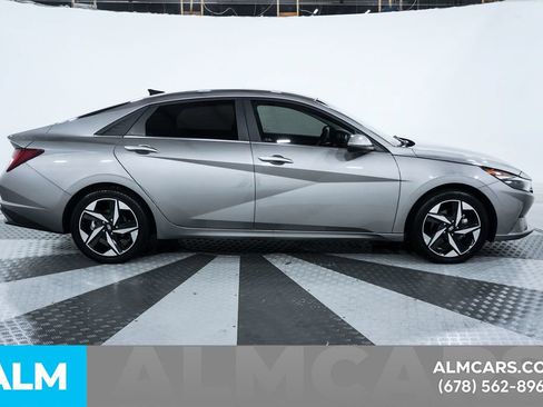 Used 2023 Hyundai Elantra Limited FWD image 8