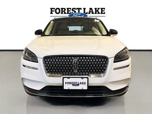 Used 2022 Lincoln Corsair AWD w/ Premium Package image 2