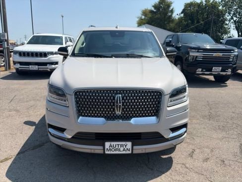 Used 2020 Lincoln Navigator Reserve w/ Luxury Package AWD/4WD image 9