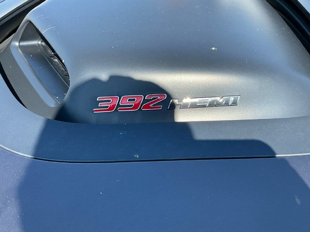 Used 2022 Dodge Challenger R/T Scat Pack RWD image 5