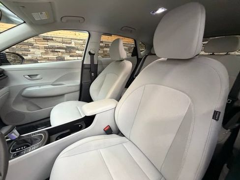 Used 2026 Hyundai Kona SEL Sport AWD/4WD image 14