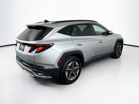 Used 2025 Hyundai Tucson SEL FWD image 9