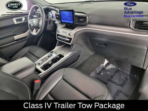 Certified 2023 Ford Explorer XLT w/ Equipment Group 202A AWD/4WD image 19