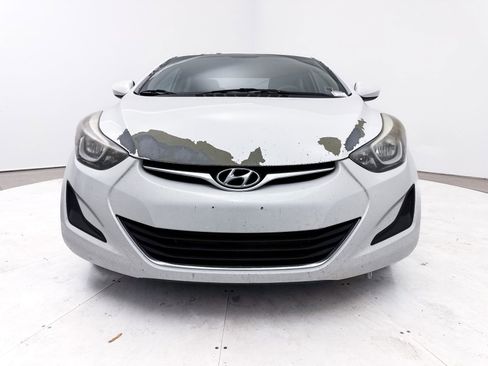 Used 2016 Hyundai Elantra SE image 7