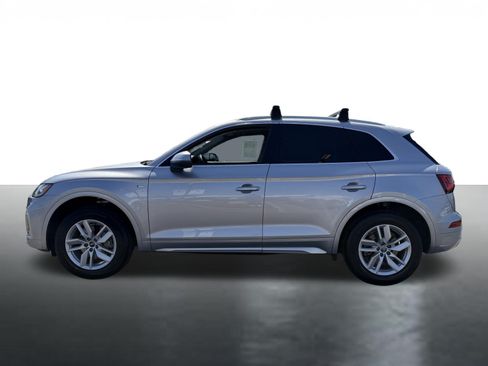 Used 2022 Audi Q5 2.0T Premium w/ Convenience Package AWD/4WD image 5