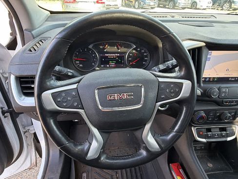 Used 2022 GMC Terrain SLT w/ Infotainment Package II image 14