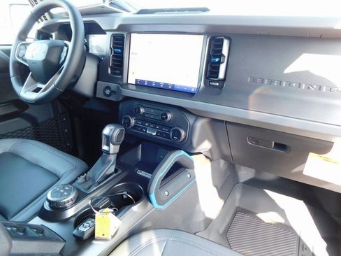 New 2024 Ford Bronco Black Diamond image 18