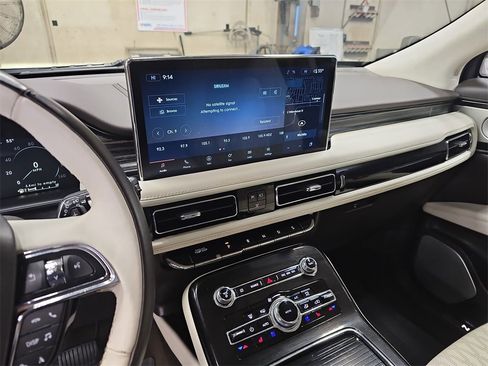 Used 2022 Lincoln Nautilus Black Label image 20