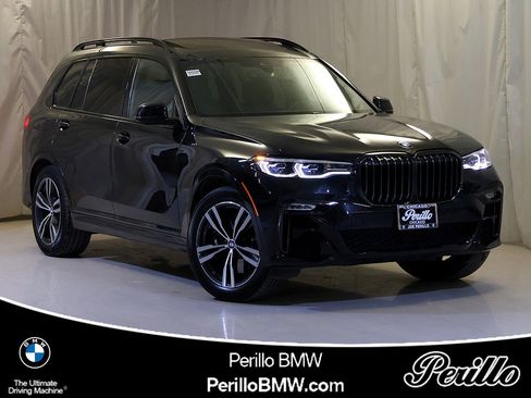 Used 2021 BMW X7 M50i w/ Executive Package image 1