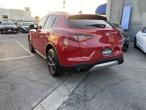 Used 2018 Alfa Romeo Stelvio Sport w/ Quick Order Package 22J Sport image 10