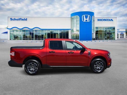 Used 2025 Ford Maverick XLT w/ XLT Luxury Package image 2